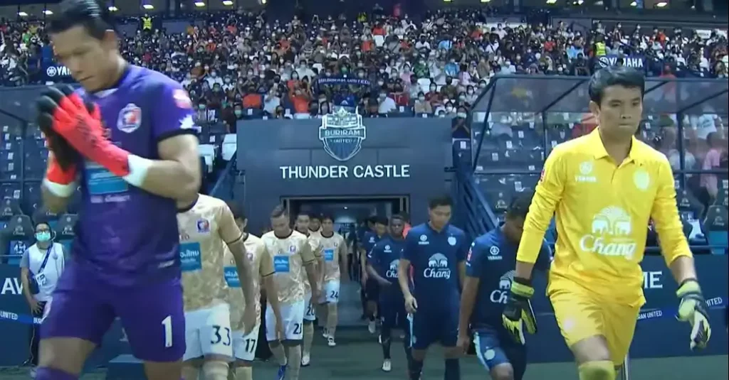 คลิปไฮไลท์ไทยลีก บุรีรัมย์ ยูไนเต็ด 2-1 การท่าเรือ เอฟซี Buriram United 2-1 Port FC