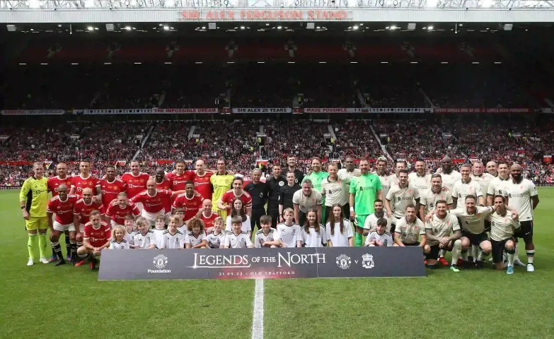 คลิปไฮไลท์ฟุตบอลการกุศล ตำนานแมนฯ ยูไนเต็ด 1-3 ตำนานลิเวอร์พูล Man Utd Legends 1-3 Liverpool Legends